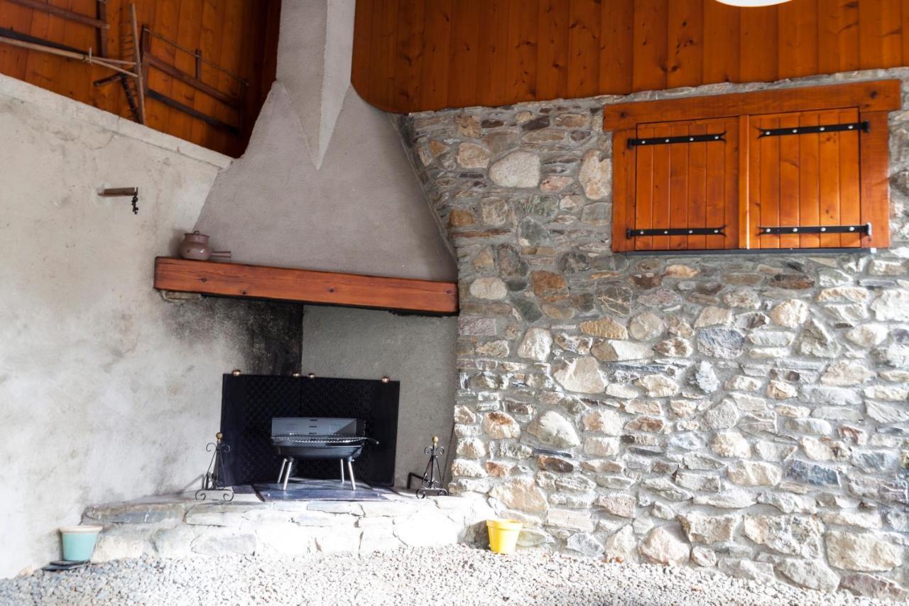 Gite Calme Bazus-Aure Exterior photo